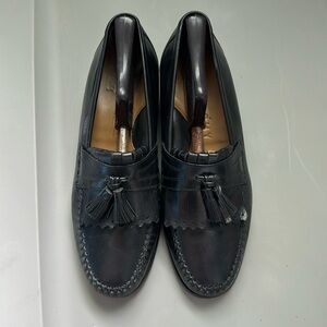 Johnston & Murphy tassel loafers - size 8.5 - black